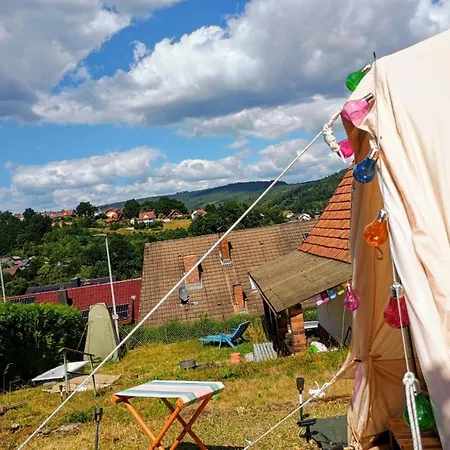 Travel Sleep & I Schlafen Im Jurtenzelt Mit Schoenem Ausblick, Garten Und Burgsinn