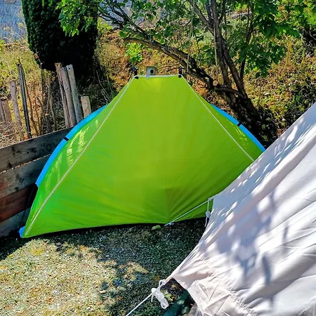 Luxury tent Travel Sleep & I Schlafen Im Jurtenzelt Mit Schoenem Ausblick, Garten Und Burgsinn